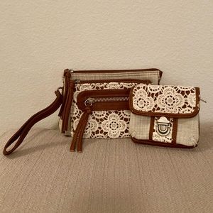 Mudd Wristlet & Wallet Set